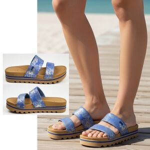 NWT Reef banded horizon hi sandals dusty blue floral platform bohemian summer